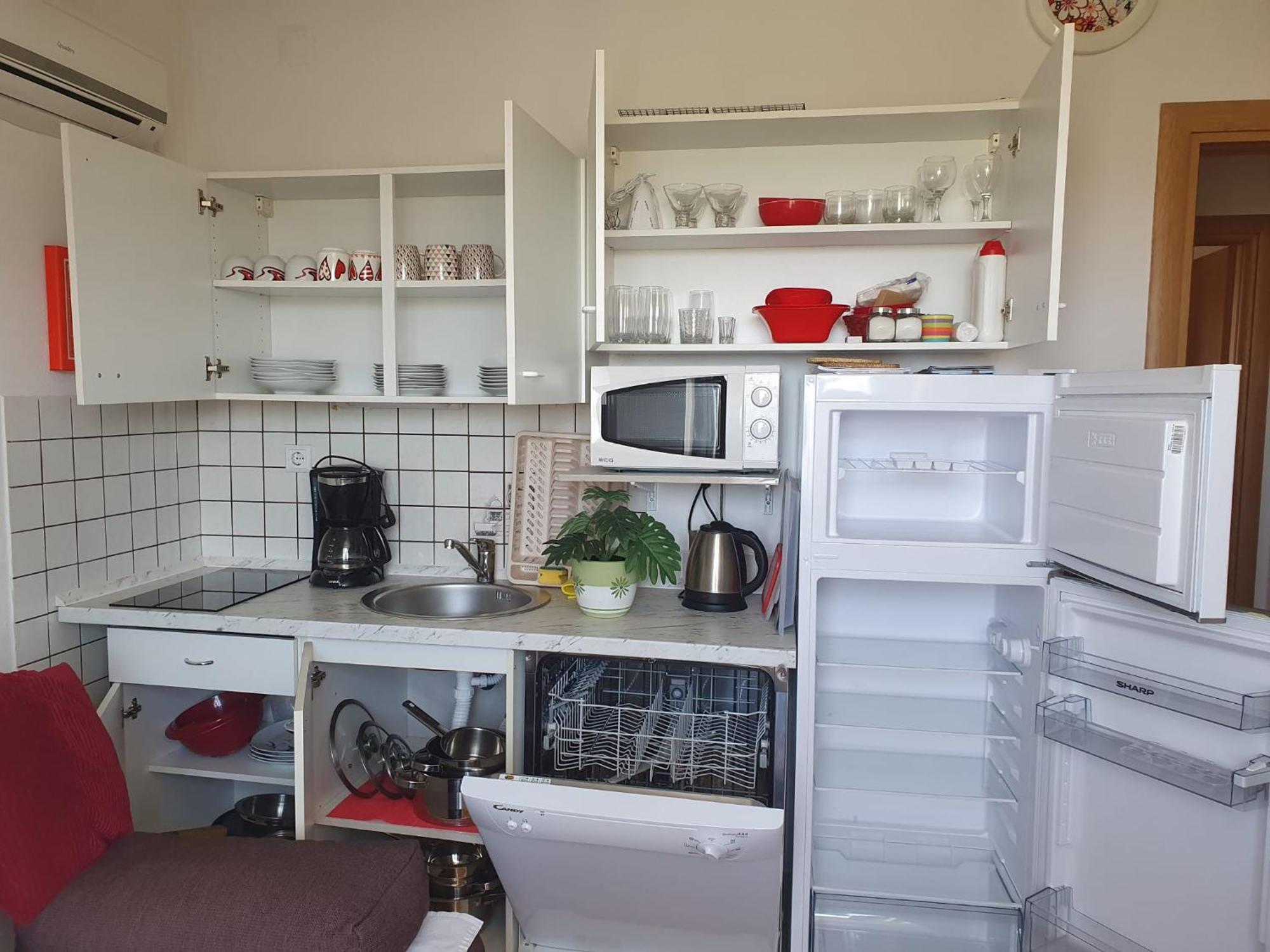 Apartmani Villa Lilliana Tribunj  Luaran gambar